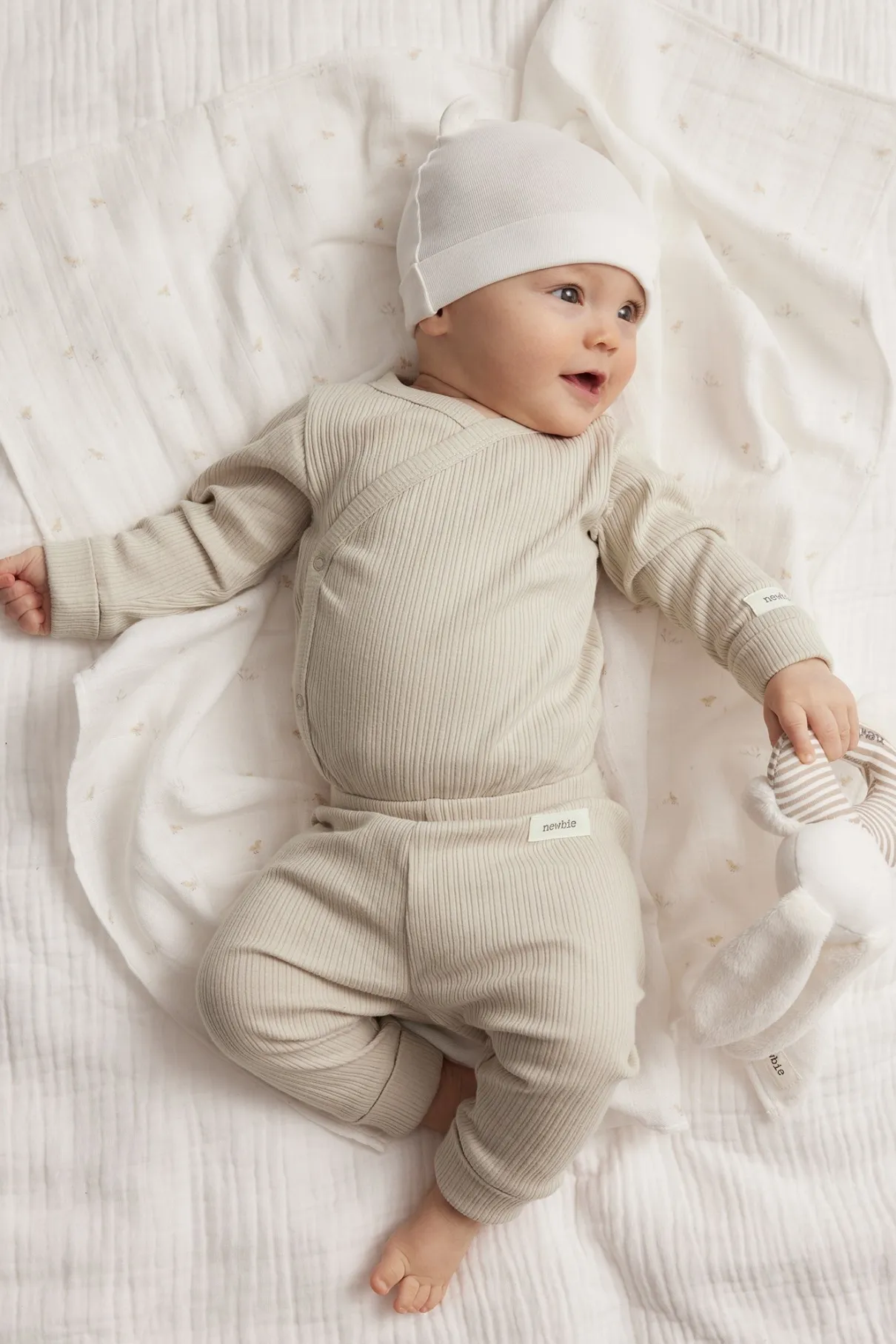 Baby beige ribbed leggings