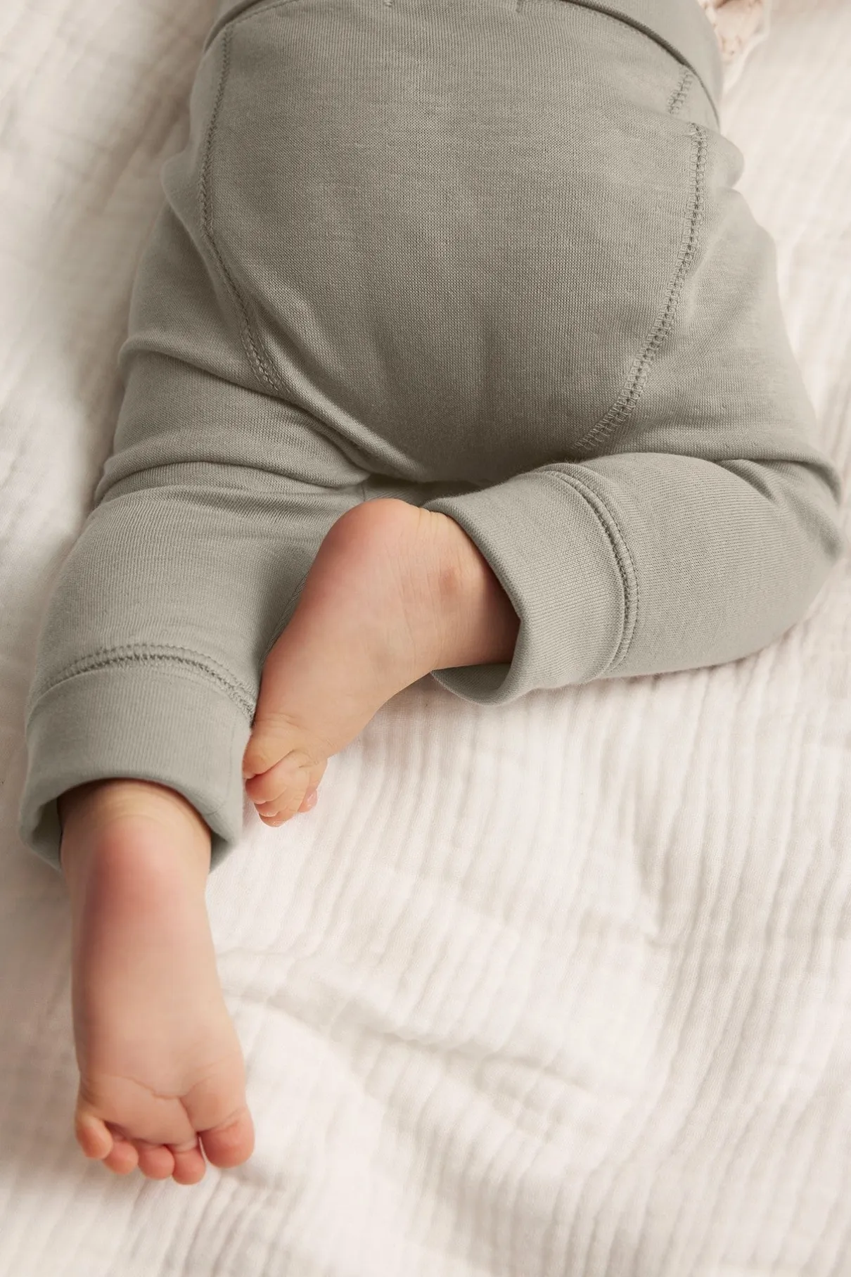 Baby beige soft basic leggings