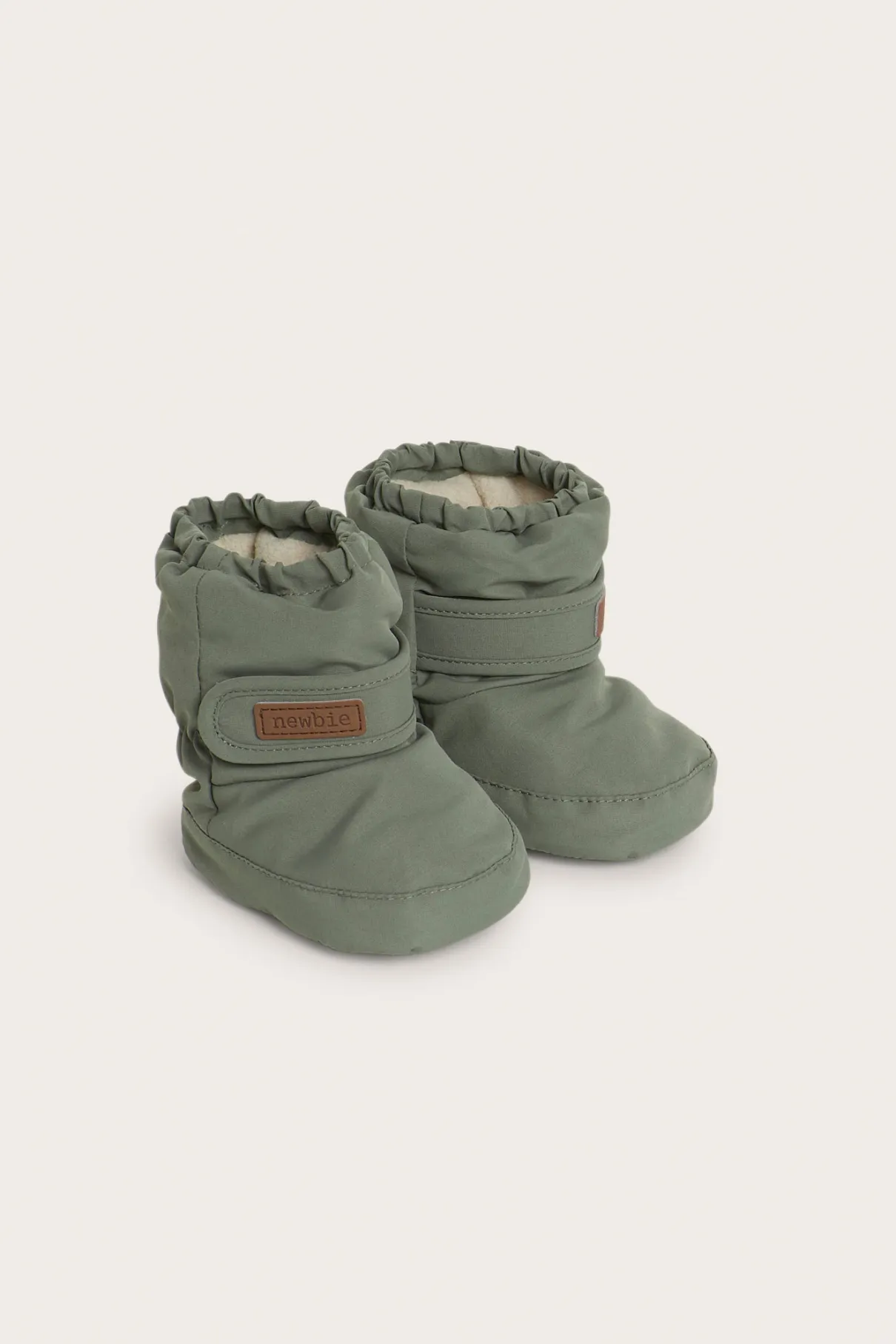 Baby green water-repellent booties