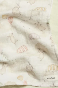 Baby white animal balloon blankets 2pk