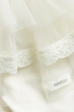 Baby white leggings with tulle skirt