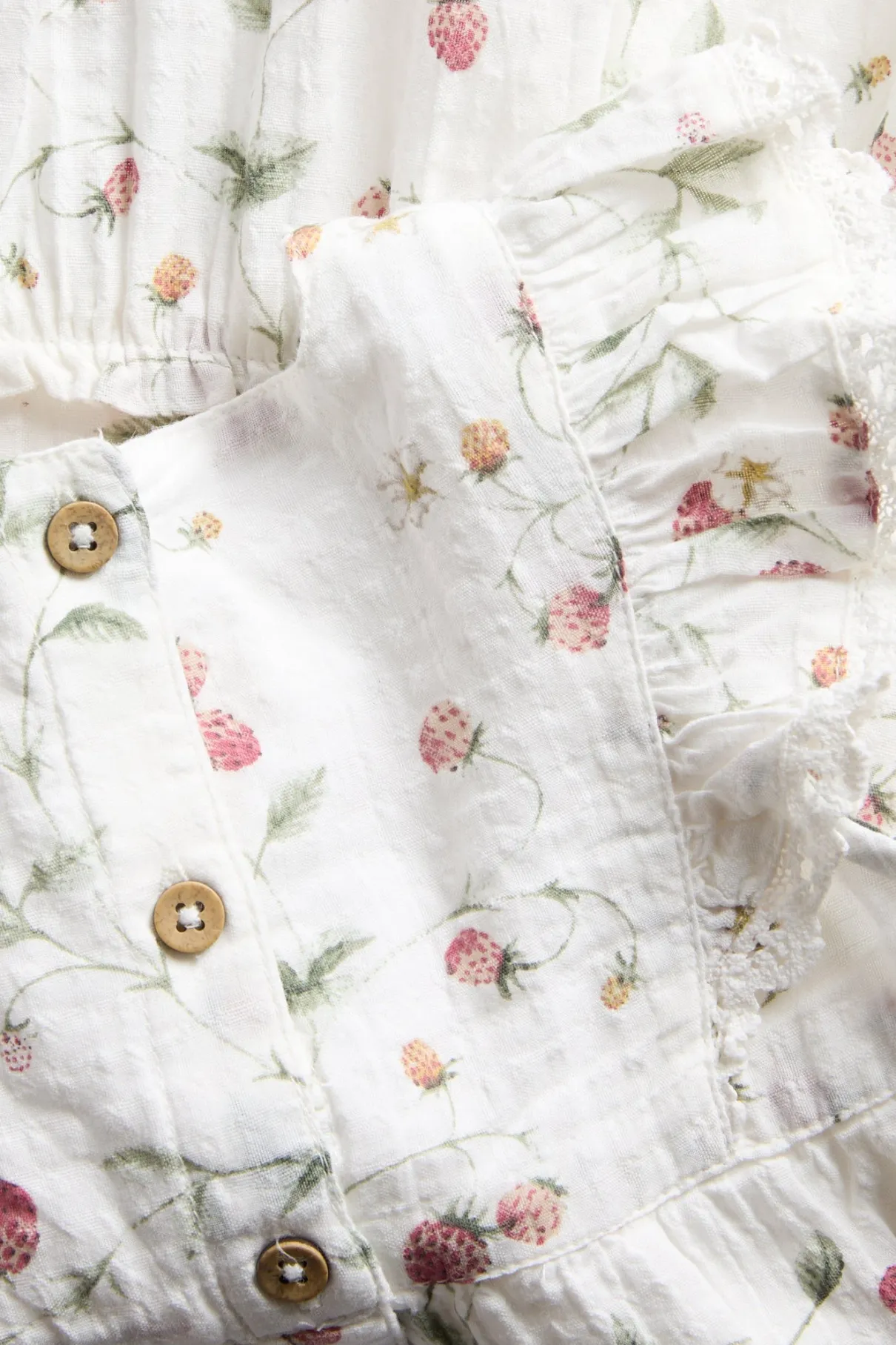 Baby wild strawberry print dress