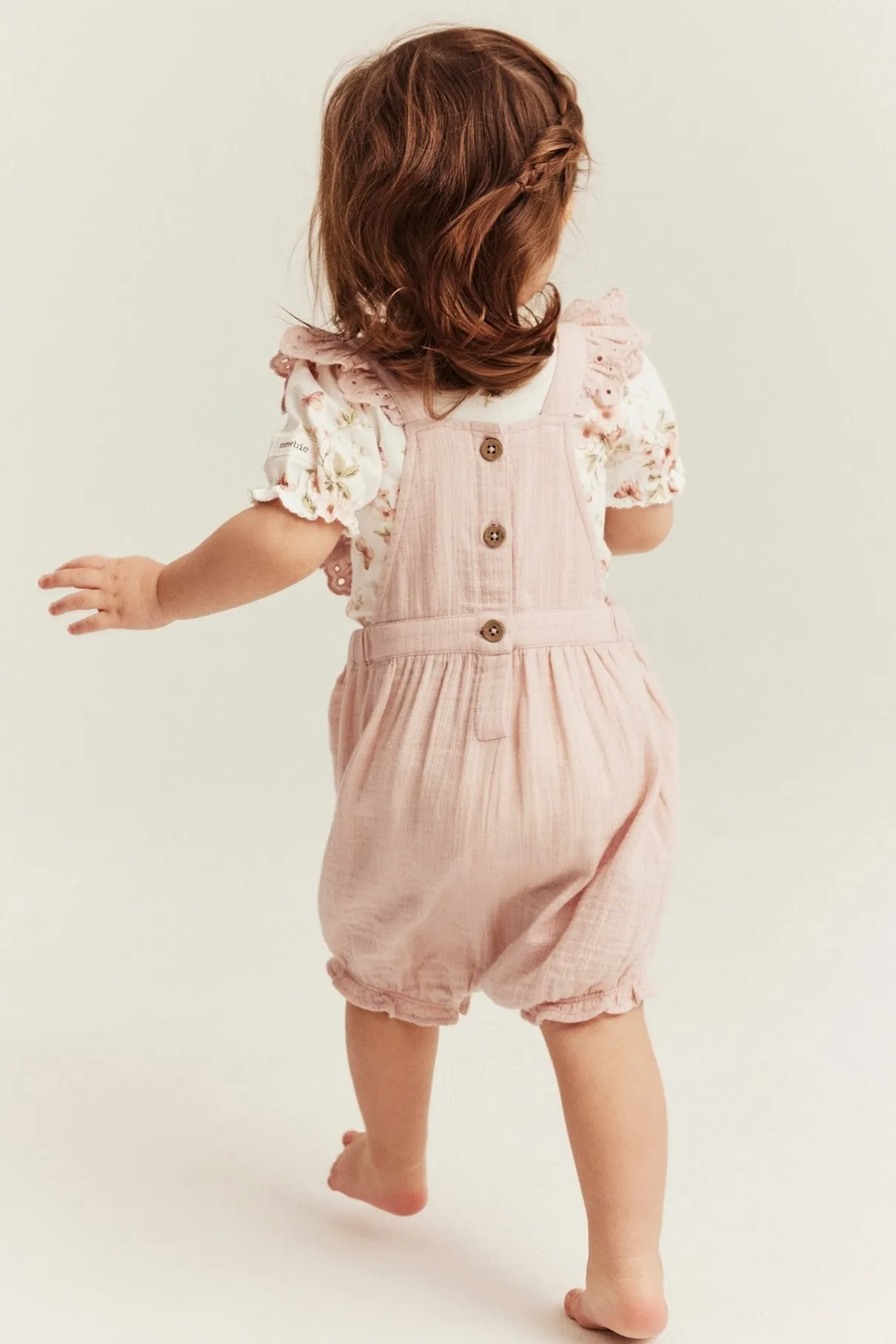 Baby woven dungaree shorts with lace