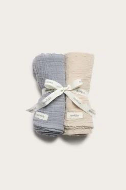 Blue and beige muslin blankets (2-pack)