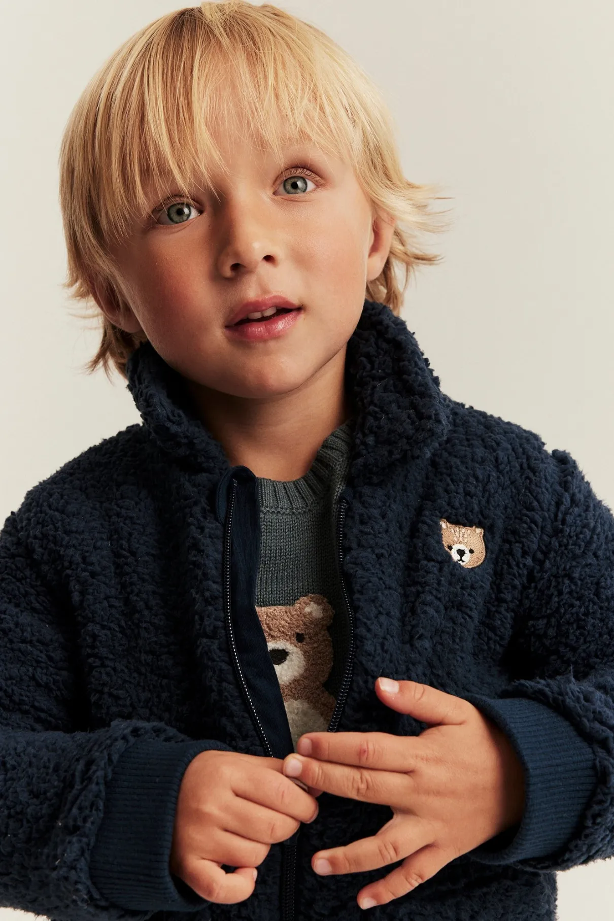 Kids blue pile jacket with bear embroidery