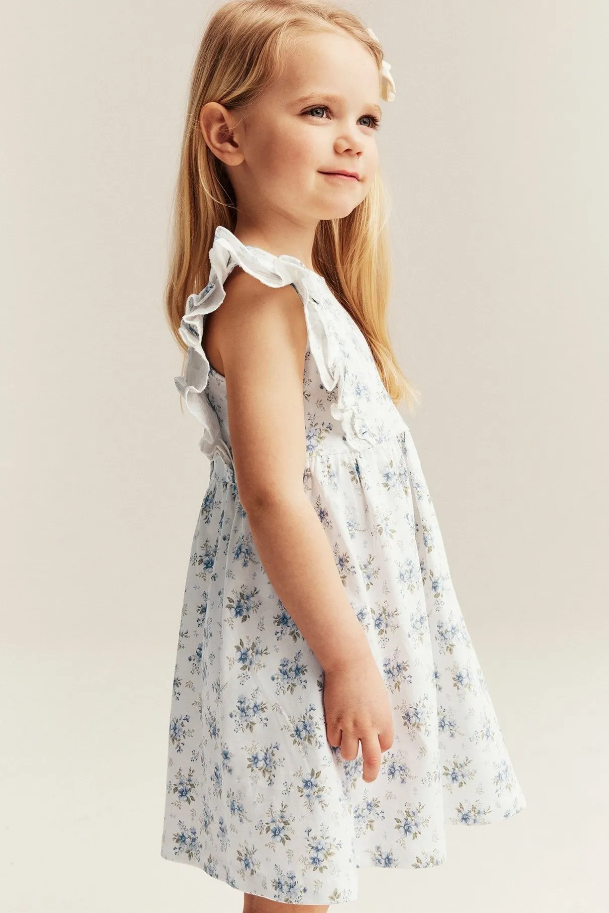 Kids floral dress with frill