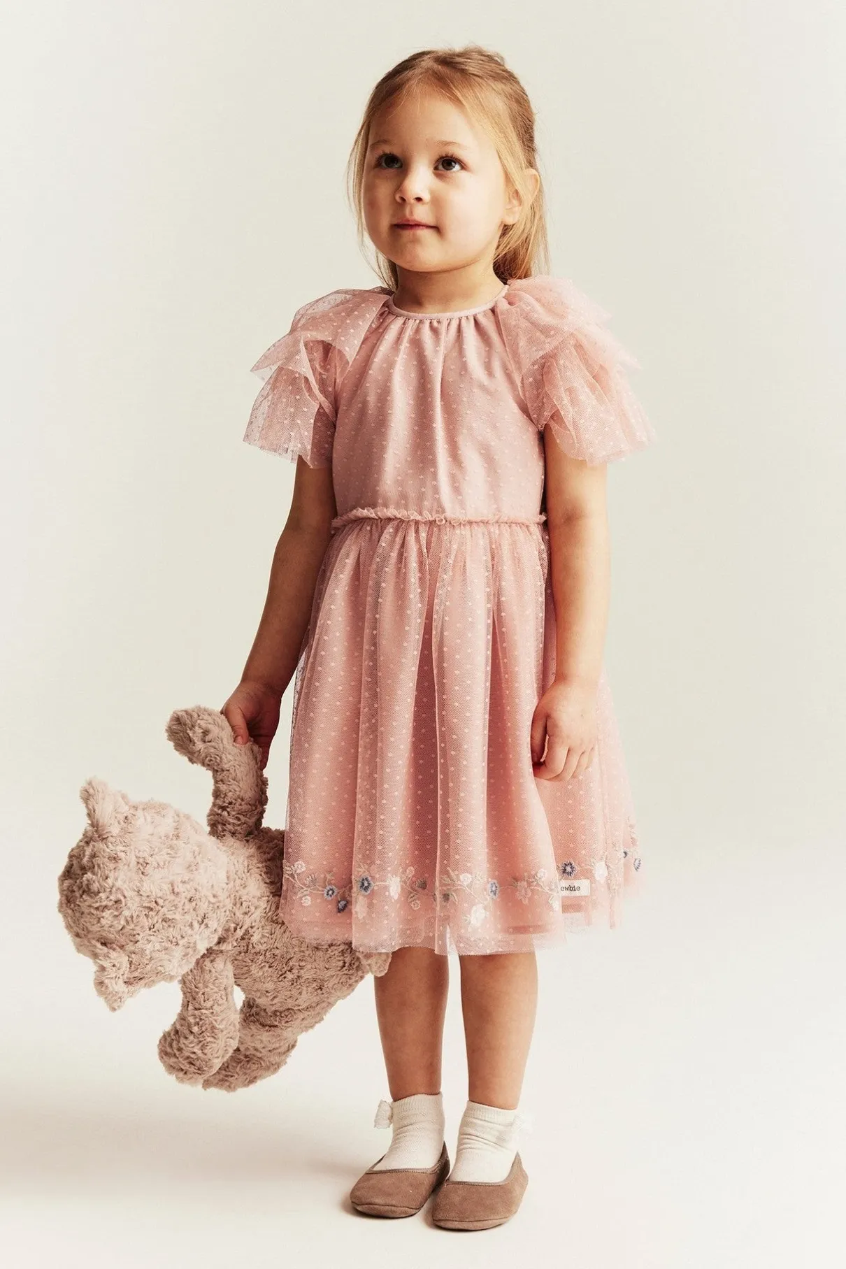 Kids pink mesh dress with ruffles
