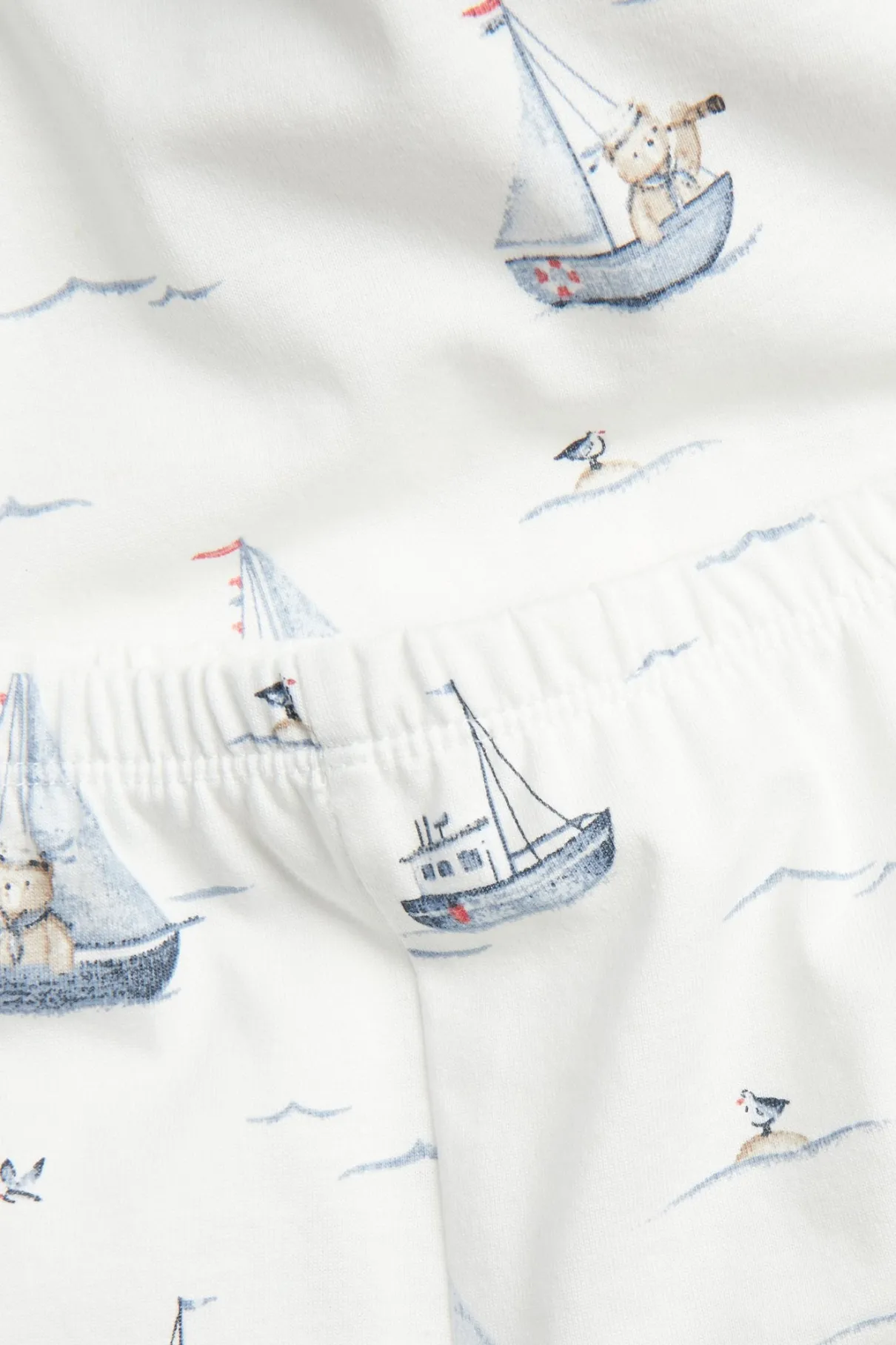 Kids sailing boat-themed pyjama set