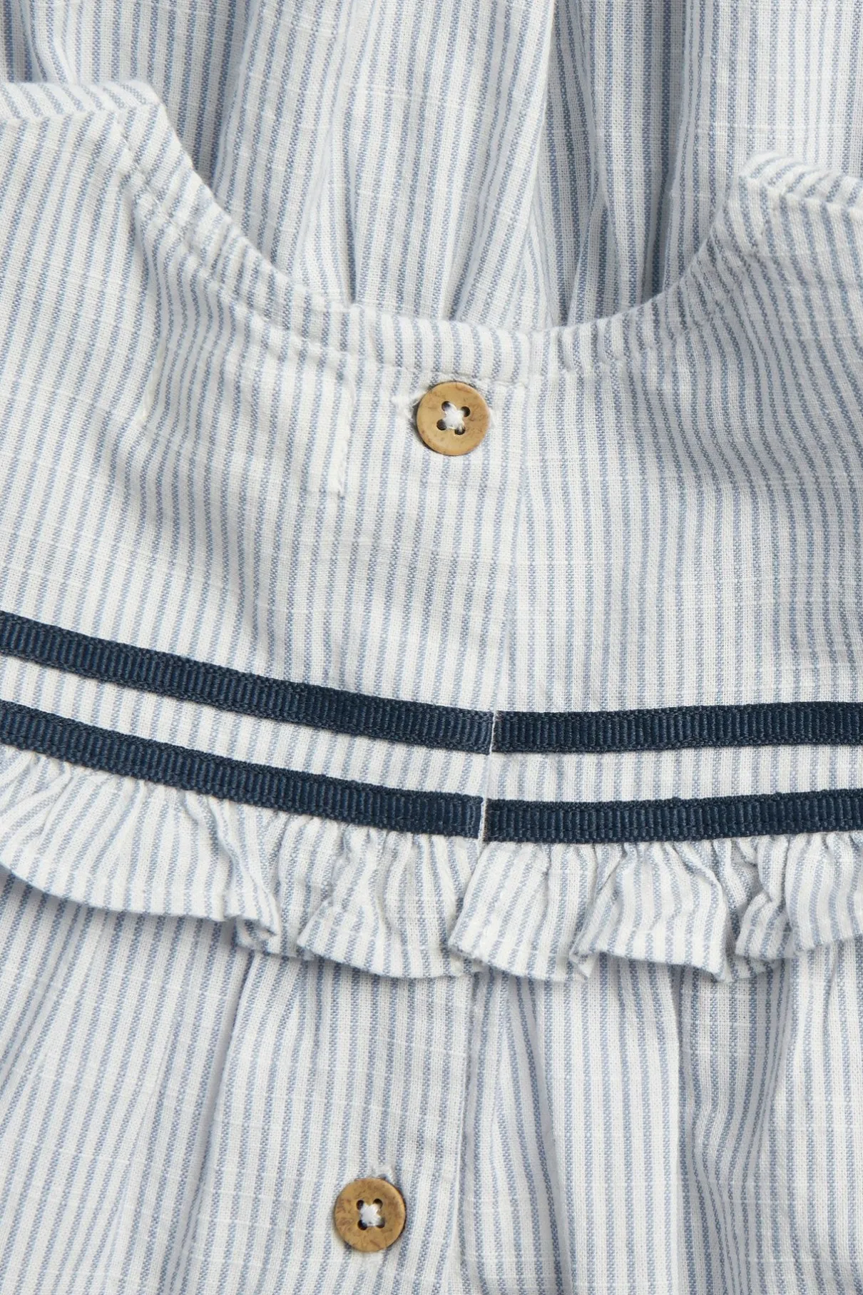 Kids striped dress with puff sleeves