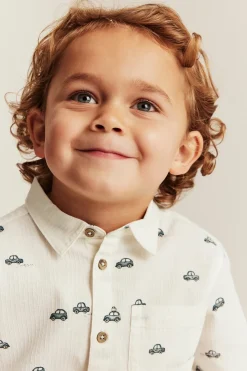 Kids' white shirt with car print