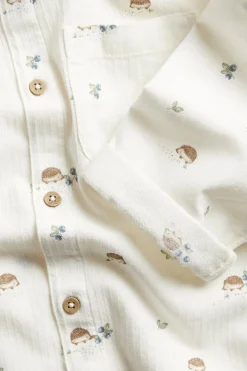 Kids’ white shirt with hedgehog pattern