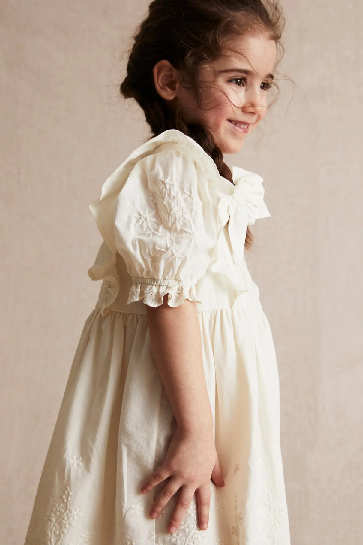 Kids white woven embroidery dress