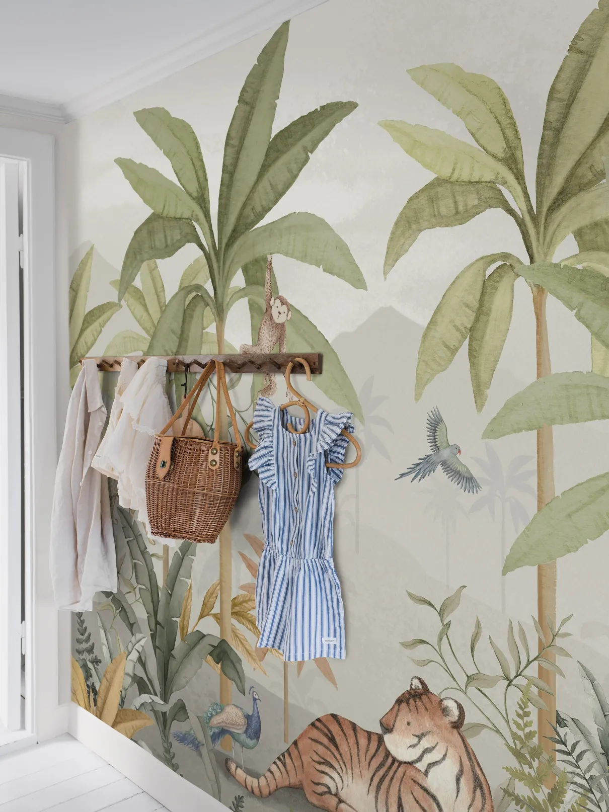 Wild Jungle Mural wallpaper