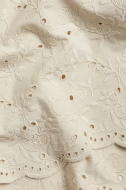 Women's beige embroidery skirt