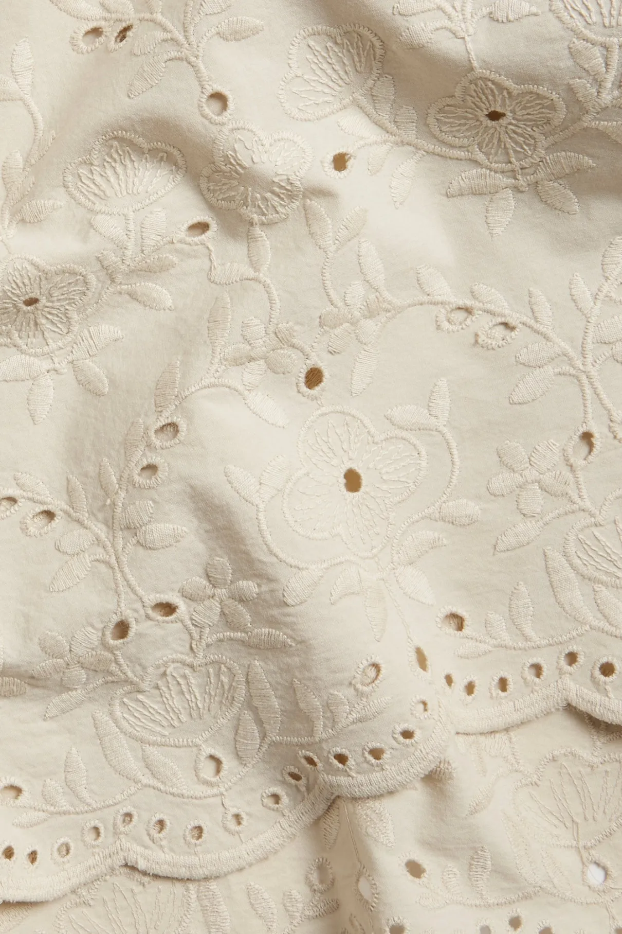 Women's beige embroidery skirt