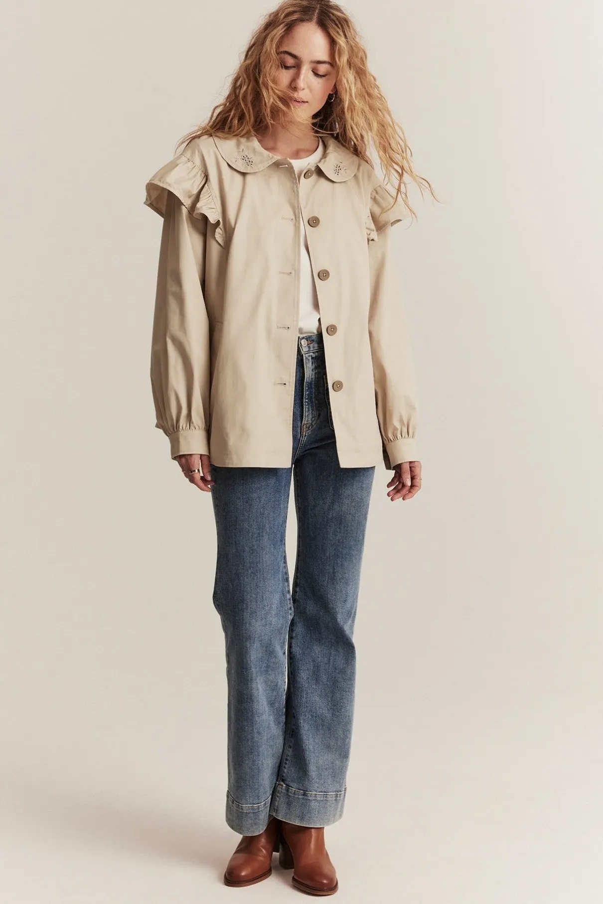 Women's beige short trench coat