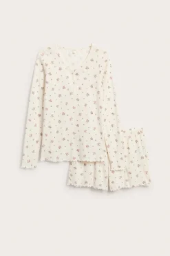Women's floral pyjamas
