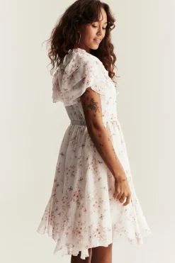 Women’s white floral chiffon dress