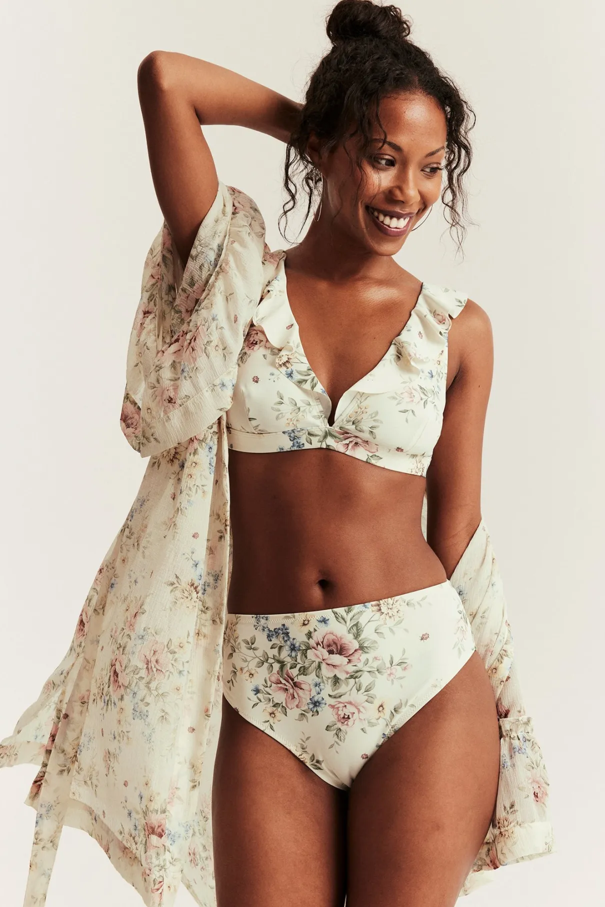 Women's white floral high-waist bikini briefs